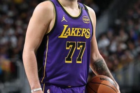 开云体育- 东契奇关键节点精彩发挥,g2带队取胜了吗 